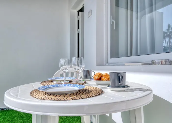 Zefiro - 500m To The By Lanzarote